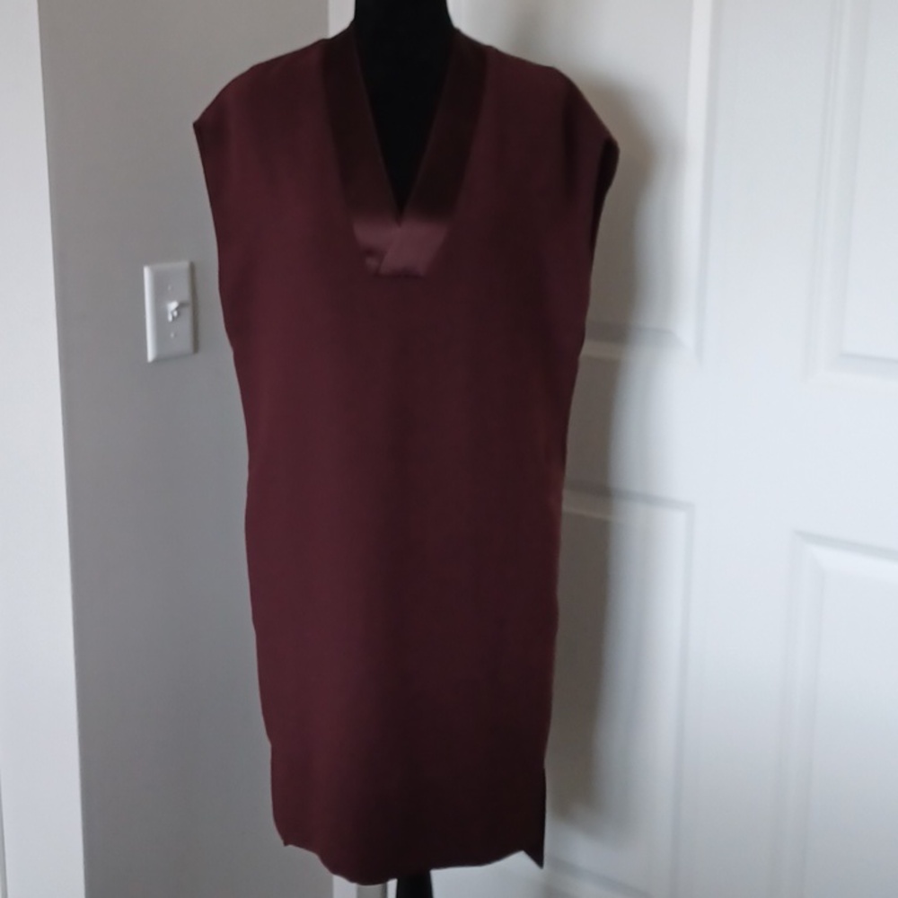 Vince Deep Burgundy Satin Trim V-neck Dress** Sz S/P - Picture 5 of 13